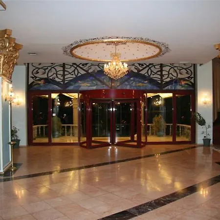 Hotel Esenboga Airport 5*